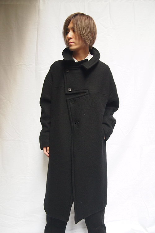 JULIUS Divided Coat