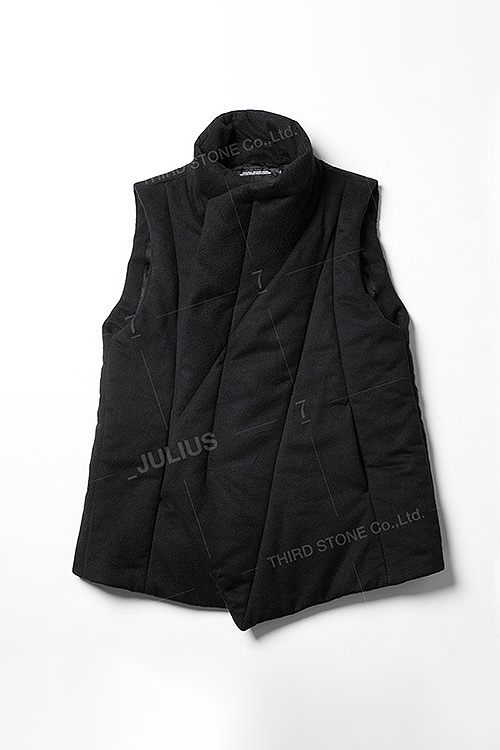 JULIUS 2024PS VEST FOR MALE_jue1